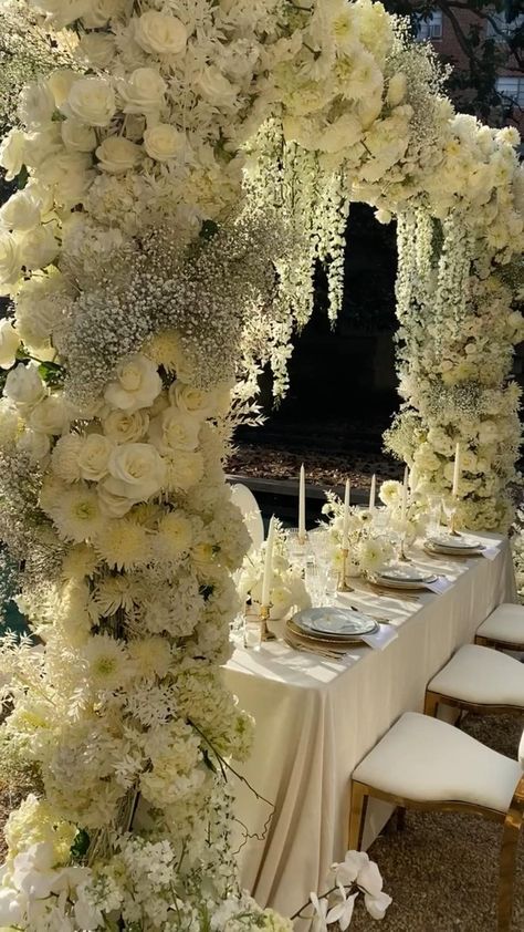 Simple Wedding Decoration, Wedding Floral Arch, Fall Wedding Bridesmaids, Floral Arch Wedding, Simple Wedding Decorations, Nature Inspired Wedding, Luxury Wedding Decor, Extravagant Wedding, Unique Wedding Decor