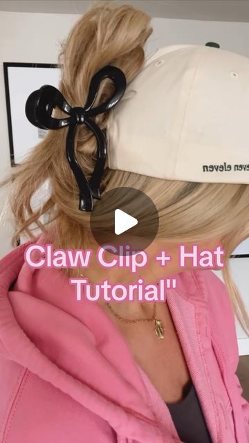 Michelle Diltz on Instagram: "Claw clip + Hat tutorial 💖   #clawcliphairstyle #hairtutorial #hathairdontcare #hairideas #hathair #hairideas #hathairstyle" Hair Clip With Hat On, Hat Clip Hairstyle, Hair Clip With Hat, Hat Claw Clip Hack, Claw Clip Hat Hairstyles, Claw Clip With Hat, Clip With Hat, Hat Tutorial, Clip Hairstyles