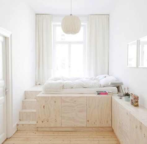 Bed Platform, Bilik Tidur, Tiny Bedroom, Natural Home Decor, Bedroom Storage, Design Case, My New Room, Small Apartments, New Room