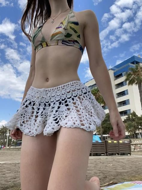 Beach skirt outfit