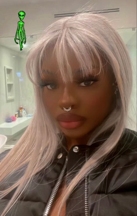 #platinumblondehair #bangs #JT Blonde Bangs, Blonde Hair With Bangs, Haircut Pictures, Athletic Hairstyles, Pretty Females, Platinum Blonde Hair, Female Rappers, Baddie Hairstyles, Platinum Blonde