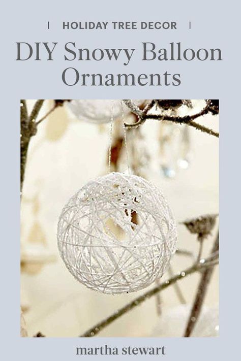 Make these Snowy Balloon Ornaments as a Christmas DIY the whole family will love. Ornaments Christmas Diy, Balloon Ornaments, Diy Tree Ornaments, Christmas Crafts Diy Decoration, Christmas Tree Bulbs, Christmas Diy Wood, Christmas Crafts Diy Projects, White Christmas Ornaments, Holiday Tree Decorations