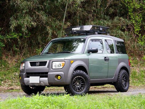 Custom Honda Element, Car Things, Honda Element, Rims And Tires, Wheel And Tire Packages, Custom Wheels, Wheels And Tires, Tyre Size, Van Life