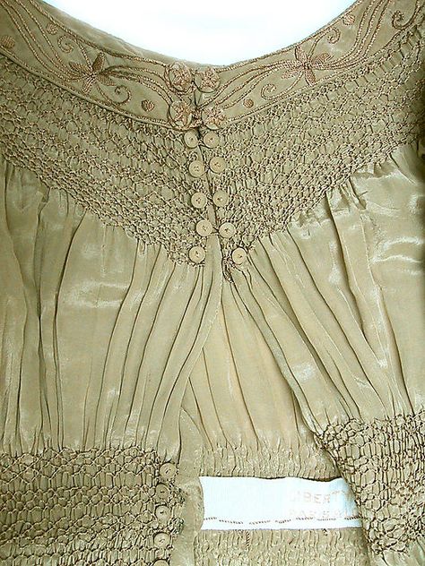 Reform Dress, Artistic Dress, 1890s Fashion, Tea Gown, Aesthetic Dress, Costume Institute, Silk Linen, Antique Clothing, Dress Silk