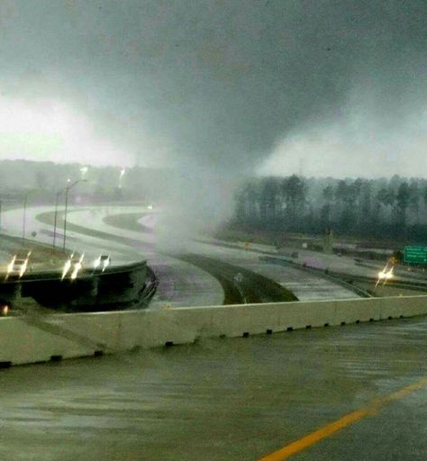 Tornado crossing 45 in Houston Texas in am on 01-16-17 Morning Photo, Houston Texas, Tornado, Houston Tx, Niagara Falls, This Morning, Houston, Texas, Natural Landmarks