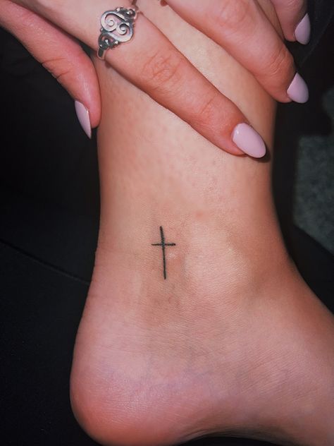 Small Cross Ankle Tattoo, Mini Cross Tattoos For Women, Cross Tattoos For Women Ankle, Cute Small Ankle Tattoos, Ancle Tatoos Woman Simple, Tiny Tattoos Ankle, Cross Ankle Tattoos For Women, Cross On Ankle Tattoo, Ankel Tattoos Tiny