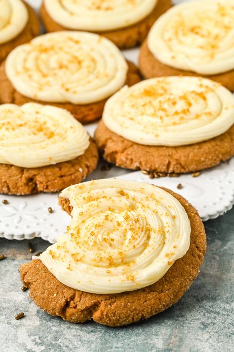 Iced gingerbread cookies are sweet and earthy and feature the best icing for gingerbread cookies. These Frosted gingerbread cookies are so tasty. via @2kitchendivas Homemade Icing For Gingerbread Cookies, Frosted Spice Cookies, Icing Recipe For Gingerbread Cookies, Soft Glazed Gingerbread Cookies, Gingerbread Cookies Cream Cheese Icing, Pumpkin Spice Gingerbread Cookies, Stuffed Gingerbread Cookies, Crumbl Gingerbread Cookie, Orange Gingerbread Cookies