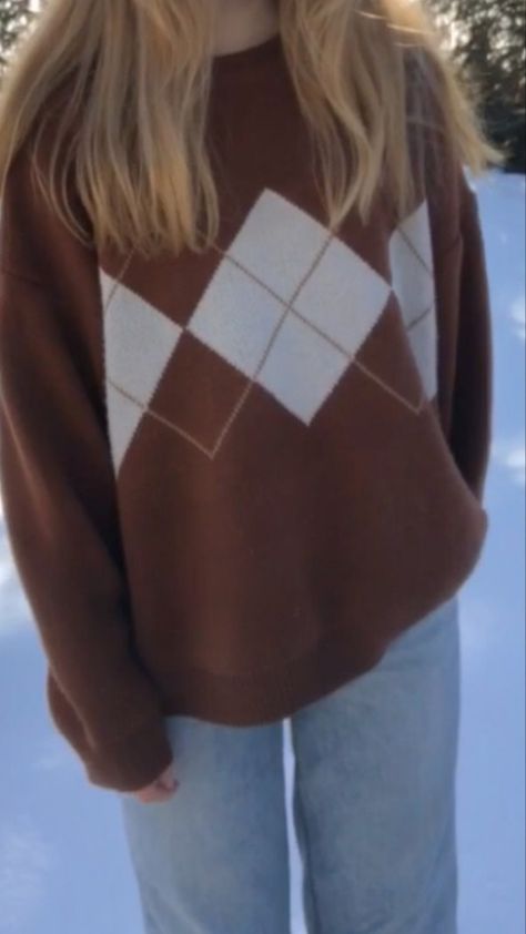 Brown Argyle Sweater Outfit, Cute Brown Clothes Aesthetic, All Too Well Sweater, Brown Clothes Aesthetic, Argyle Sweater Outfit, Brown Aura, Love You Bestie, All Too Well, Brown Fits