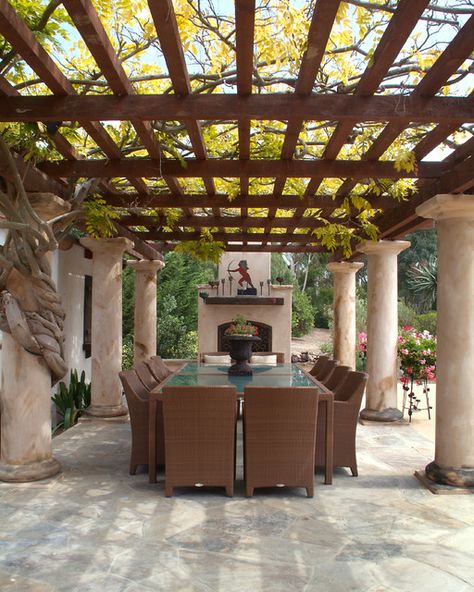 Spanish Patio, Mediterranean Patio, Dining Furniture Makeover, Rustic Dining Furniture, Ranch Exterior, Pergola Design, Outdoor Dining Room, Dining Design, Pergola Patio