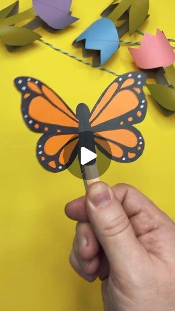 Craft Butterfly, Butterflies Activities, Fathers Day Art, Butterfly Project, The Metamorphosis, Elementary Lesson Plans, Spring Kids, Spring Crafts For Kids, Art Activity