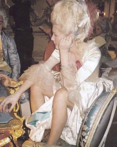 Marie Antoinette 2006, What Makes You Unique, Mazzy Star, Sofia Coppola, Kirsten Dunst, Marie Antoinette, Eat Cake, Movies Showing, Lana Del Rey