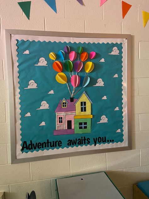 Up Inspired Bulletin Board, Moving Up Bulletin Board Ideas, Up Themed Door Decorations, Up House Bulletin Board, Up Theme Bulletin Board, Up Theme Classroom, Elementary Craft Projects, Up Classroom Theme, Disney Bulletin Boards