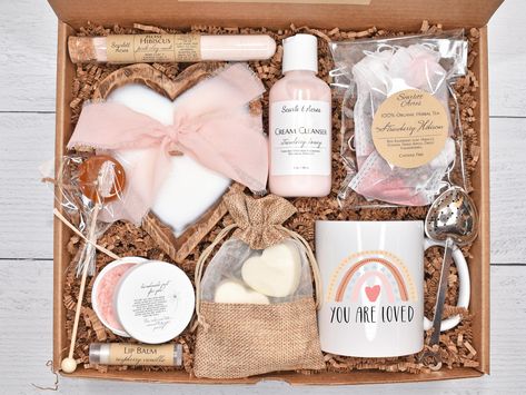 Expecting Mom Gift Basket, Large Spa, Pregnancy Gift Box, Mom Gift Basket, Organic Spa, Strawberry Tea, Spa Gift Set, Gift Baskets For Women, Wooden Dough Bowl