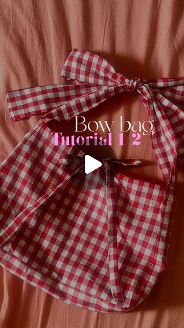 Bow Handbag Diy, Bags Sewing Patterns Free, Plaid Sewing Projects, Sewing Ideas Accessories, Fabric Shoulder Bag, Diy Sewn Bag, Sewing Patterns Bags Free, Bow Bag Sewing Pattern, Easy Sew Tote Bag