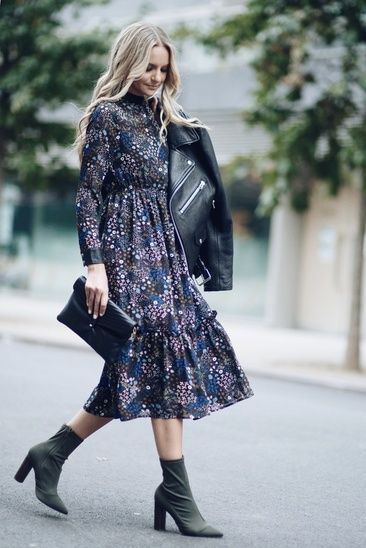 Winter Armor, Jackets Outfit, Sock Boot, Fall Florals, Estilo Hippie, Wardrobe Inspiration, Club Dress, Looks Street Style, Mode Inspo