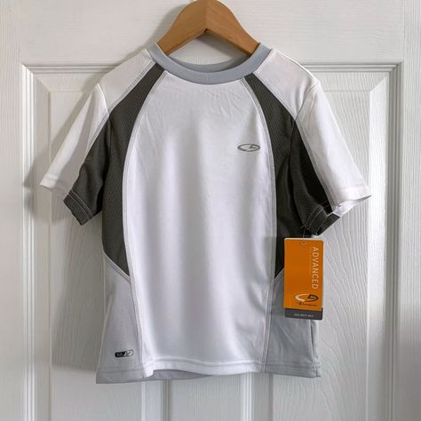 New With Tags Champion Duo Dry Max Shirt Size Xs (4-5). Bundle To Save Same/Next Day Shipping Casual Athletic Outfits, Jerseys Outfit, Champion T Shirt, Champion Clothing, College Wardrobe, Oversize Outfit, Streetwear Outfit Ideas, Crazy Outfits, Dri Fit Shirt