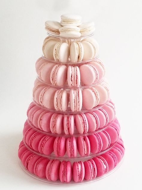 Gold Macarons, Macaroon Tower, High Tea Wedding, Pink Macarons, Pink Macaroons, Macaroon Cake, Baby Shower Decorations Neutral, Sweet Sixteen Birthday Party Ideas, Cake Tower