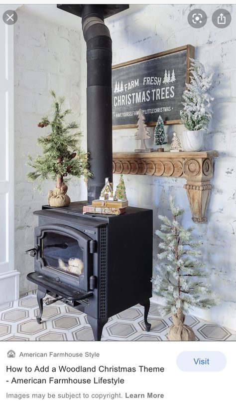 Shaker Fireplace, Woodland Christmas Theme, Farmhouse Lifestyle, Wood Burning Stoves Living Room, American Farmhouse Style, Fireplace Entertainment Center, Fireplace Entertainment, American Farmhouse, Rock Fireplaces