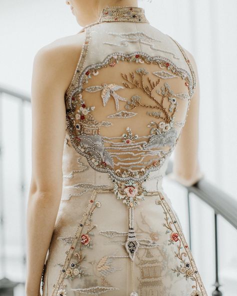 Couture Embellishment Details, Sangjit Dress, Cheongsam Gown, Qun Kwa, Stella Dress, Fairytale Fashion, Fashion Design Sketchbook, Couture Bridal, Dream Wedding Ideas Dresses