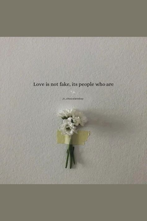 Quotes About Fake People Karma Relationships, Fake Relationship Aesthetic, Love Is Fake Quotes, Fake People Quotes Relationships, Quotes About Fake People Karma, Quotes On Fake Love, Fake Love Quotes Feelings, Fake People Quotes Friendship, Fake Love Aesthetic