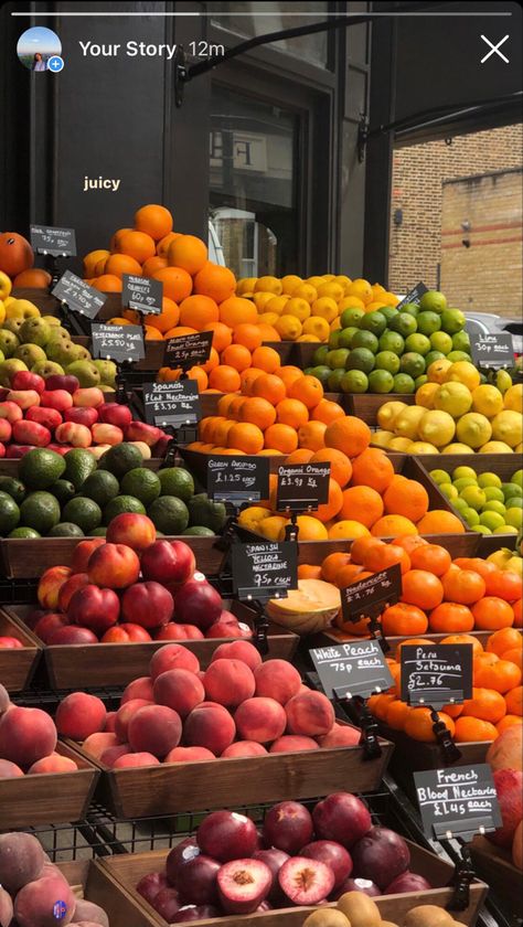 Fruit Market Aesthetic, Fresh Food Market, Market Aesthetic, Fruit Platter Designs, 5 A Day, Fruit Market, Visual Inspiration, Fruit Platter, Nectarine