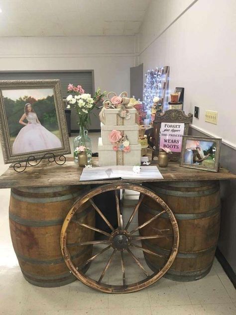 Western Quinceanera Ideas, Rustic Quinceanera, Quinceañera Party Ideas, Western Centerpieces, Charro Theme, Quince Decor, Sweet 15 Party Ideas Quinceanera, Sweet 15 Party Ideas, Quince Themes