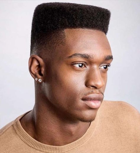 Flat Head Hairstyle, 90s Hip Hop Hairstyles, Black Man Haircut, Square Haircut, Masculine Haircuts, Hip Hop Hairstyles, Iconic Haircuts, Swag Haircuts, High Top Haircut