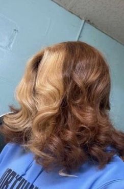 Hair Color Combos, Straightened Hair, Cinnamon Hair, Honey Blonde Hair Color, Girl Hair Colors, Honey Brown Hair, Quick Natural Hair Styles, Ginger Hair Color, Dyed Hair Inspiration