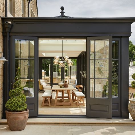 Orangery and Garden Room Case Studies | Westbury Garden Rooms Orangery Interior, Kitchen Orangery, Orangery Extension, Westbury Gardens, Conservatory Design, Garden Room Extensions, Sunroom Addition, Room Extensions, Sunroom Designs