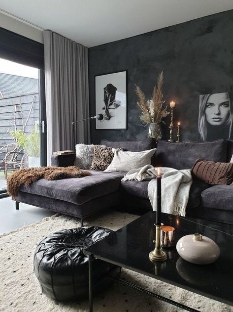 Dark Living Rooms, Black Living Room, Living Room Decor Cozy, Hus Inspiration, Decor Black, Decor Home Living Room, Decor Minimalist, Living Room Decor Apartment, Living Room Inspo