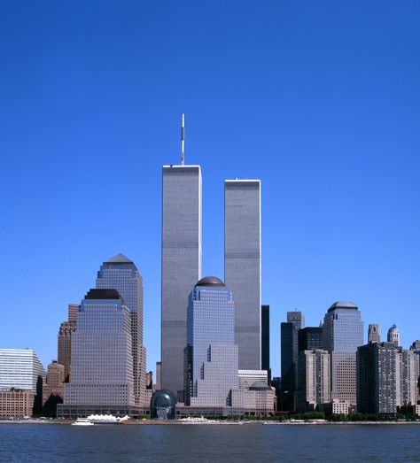 World Trade Center Nyc, City Icon, Nyc Skyline, Trade Centre, Twin Towers, Lest We Forget, Trade Center, Concrete Jungle, World Trade