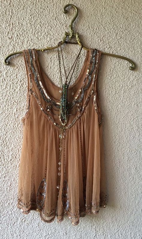 Bohemian Angel, Gatsby Art, Bohemian Style Clothing, Estilo Hippie, Boho Fashion Bohemian, Burnt Sienna, Hippie Outfits, Bohemian Clothes, Estilo Boho