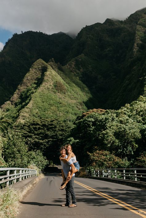 Maui Adventurous Couple Hiking Iao Valley; adventure session maui, what to do. adventure photographer maui Maui Honeymoon, Maui Photos, Maui Photography, Maui Elopement, Hawaii Christmas, Plan Wedding, Maui Beach, Maui Travel, Hawaii Elopement