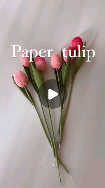 Tulip Origami, Paper Bouquet Diy, Paper Peonies Tutorial, Beautiful Tulips, Paper Peonies, Paper Flower Decor, Paper Flowers Wedding, Paper Craft Tutorials, Paper Bouquet