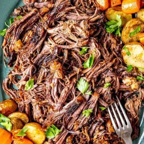 VIRAL CHUCK ROAST Roasted Potatoes And Carrots, Chuck Roast Recipes, Beef Chuck Roast, Paleo Beef, Beef Chuck, Chuck Roast, Oven Cooking, Glass Baking Dish, Dinner Is Served