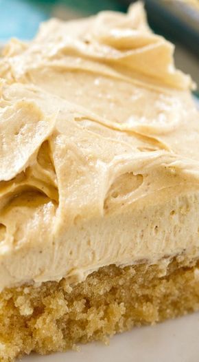 Peanut Butter Sheet Cake #peanutbutter #dessert #sheetcake Peanut Butter Sheet Cake, Peanut Butter Icing, Peanut Butter Desserts, Peanut Butter Frosting, Sheet Cake Recipes, Butter Frosting, Velvet Cupcakes, Peanut Butter Lovers, A Piece Of Cake