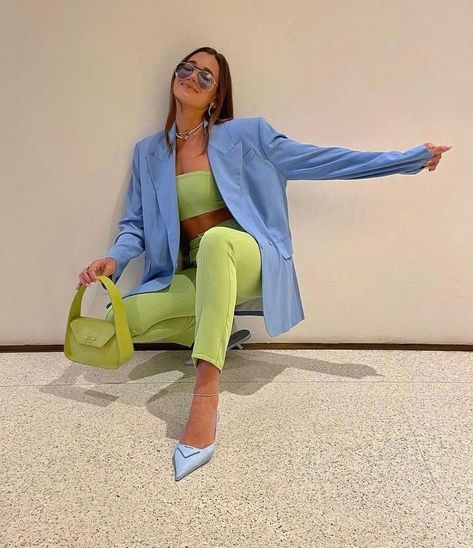 Color Combos Outfit, Color Blocking Outfits, Pastel Outfit, Looks Chic, Colourful Outfits, Colorful Fashion, Cute Casual Outfits, Blue And Green, Look Fashion