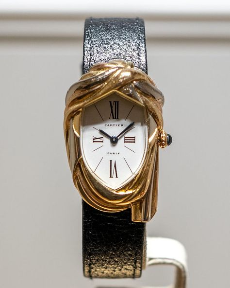 Cartier Tank Alternatives, Cartier watch, unique watch designs, vintage watch, vintage watch, vintage watches, retro watches, vintage watches women Vintage Watch Women, Vintage Watches Women, Future Engagement Rings, Retro Watches, Vintage Jewelry Art, Watches Women, Cartier Tank, Dope Jewelry, Cartier Watch