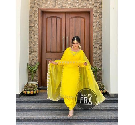 Yellow Colour Suits Design, Punjabi Suit Poses Women, Yellow Suits Punjabi, Haldi Suit Design, Yellow Salwar Kameez, Yellow Punjabi Suit, Yellow Salwar Suit, Punjabi Patiala Suit, Yellow Salwar