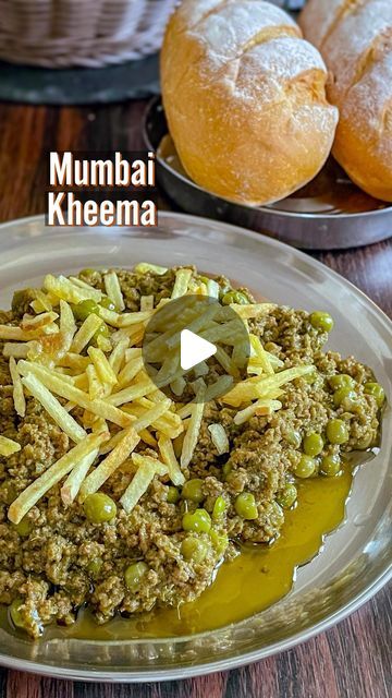 Mumbai Street Food, Ginger Garlic Paste, Mutton Recipes, Spicy Snacks, Cardamom Powder, Pepper Powder, Green Powder, Coriander Powder, Minced Meat