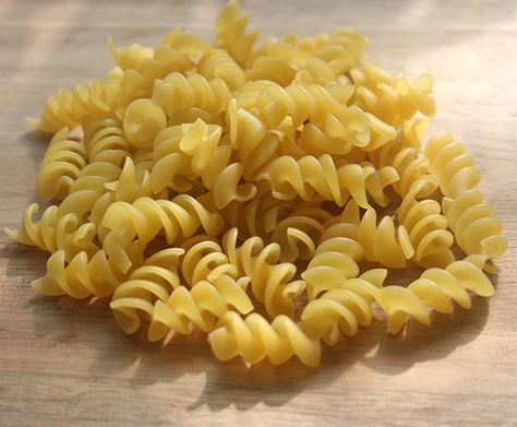 Rotini are spirals of pasta that are good at gripping onto chunky sauces. Fusilli 1 cup uncooked = 175 g / 6 oz 2 1/2 cups uncooked = 225g / 8 oz = 3 cups (450 g / 1 pound) cooked The Italian word rotini is from the same origins as the English word rotate, rotation, etc. Fusili Pasta, Language Notes, Raw Pasta, Spiral Pasta, Fusilli Pasta, Italian Word, Rotini Pasta, English Word, Italian Words