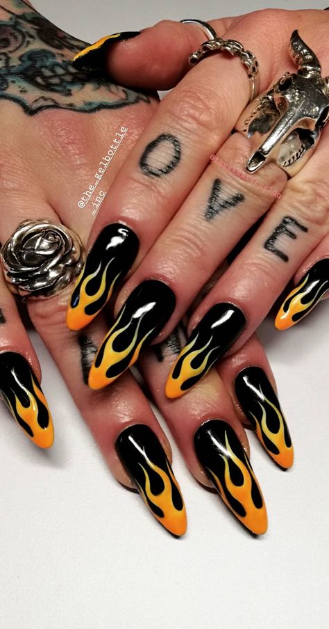 Moto Nails, Spooky Nails, Biker Chick, How To Do Nails, Nail Ideas, Nail Inspo, Art Ideas, Nail Designs, Nail Art