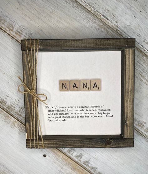 Homemade Gift For Grandma, Scrabble Gifts, Scrabble Tile Crafts, Frame Ornaments, Scrabble Crafts, Nana Christmas Gifts, Grandparent Day, Bedroom Beautiful, Tile Crafts