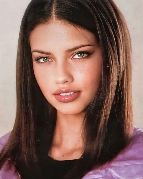 #adrianalima #adrianalima2000s #2000s #adrianalimathequeen #explore #pictures #photography #model #fashion #vs #victoriasecrets… | Instagram Adrian Lima, Adriana Lima Young, Adriana Lima Style, Adriana Lima Victoria Secret, Classy Makeup, Angels Beauty, Victoria Secret Models, Vs Models, Model Inspo