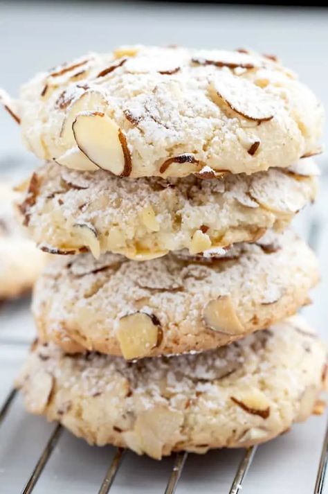 Almond Paste Cookies, Almond Paste Recipes, Glutenfri Baking, Almond Desserts, Italian Almond Cookies, Almond Pastry, Almond Meal Cookies, Italian Cookie Recipes, Paste Recipe