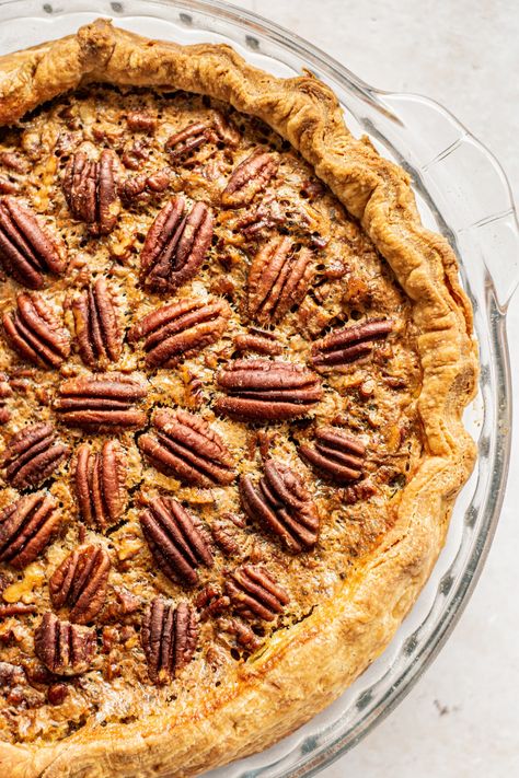 Maple Pecan Pie, Homemade Pecan Pie, Best Pecan Pie, Pecan Pie Easy, Bourbon Pecan Pie, Pecan Tarts, Chocolate Pecan Pie, Thanksgiving Pies, Maple Pecan