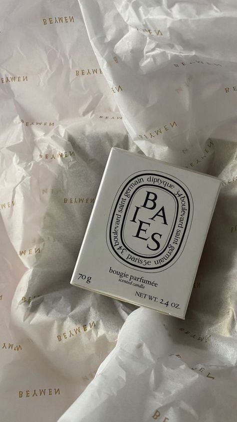 Facial Scrub Recipe, Baies Candle, Diptyque Candle, Diptyque Candles, Girl Aesthetics, Facial Scrub, Scrub Recipe, Candle Aesthetic, Vanilla Latte