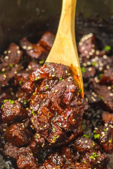 Slow Cooker Honey Garlic Steak Bites, Honey Garlic Steak Bites, Honey Garlic Steak, Crockpot Steak Recipes, Garlic Steak Bites, Crockpot Steak, Steak Bites Recipe, Garlic Steak, Crockpot Dinners