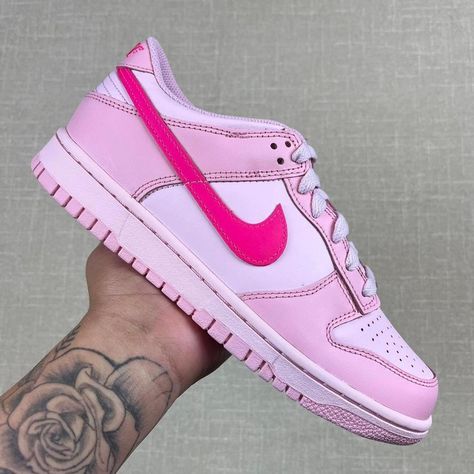 Nike Dunk Low "Triple Pink" 5.5y= Women 7. Brand New In Box 100% Authentic. Fast Shipping All Sales Final Nike Dunk Low Pink Foam, Dunk Low Pink Foam, Nike Dunk Low Triple Pink, Nike Shoes Women Fashion, Pretty Sneakers, Hidden Wedge Sneakers, Pink Nike Shoes, Pretty Shoes Sneakers, All Nike Shoes