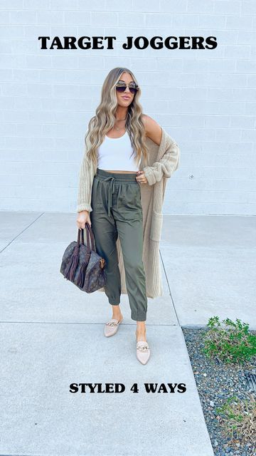 Cargo Joggers Outfits Women, Green Joggers Outfit, Cargo Joggers Outfits, Jogger Pants Outfit Women, Joggers Outfit Women, Green Pants Outfit, Silk Joggers, Linen Pants Outfit, Jogger Pants Outfit